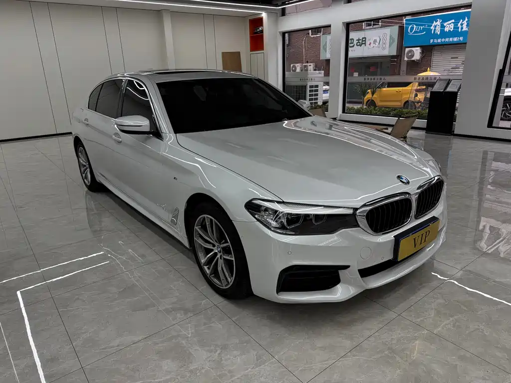 BMW 5 Series 2020 525Li M Sports Package купить на сайте DeffCars