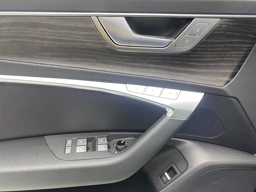Audi A6L 2026 45 TFSI quattro premium dynamic model купить на сайте DeffCars