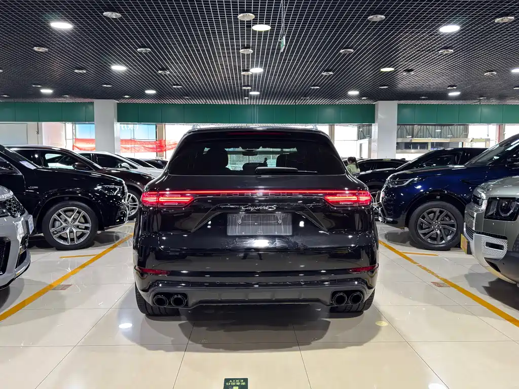 Cayenne 2023 Cayenne S 2.9T купить на сайте DeffCars