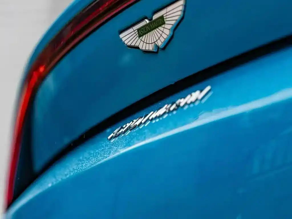 V8 Vantage 2022款 4.0T V8 Coupe купить на сайте DeffCars