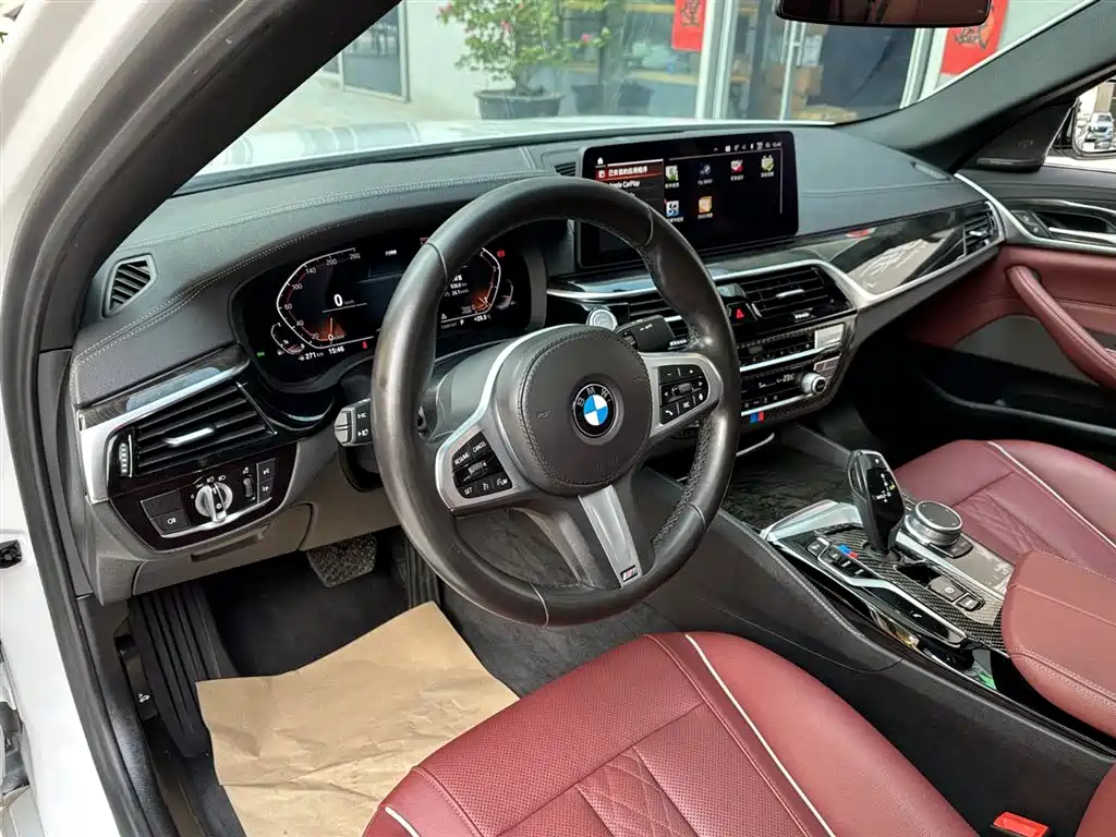 BMW 5 Series 2021 525Li M Sports Package купить на сайте DeffCars