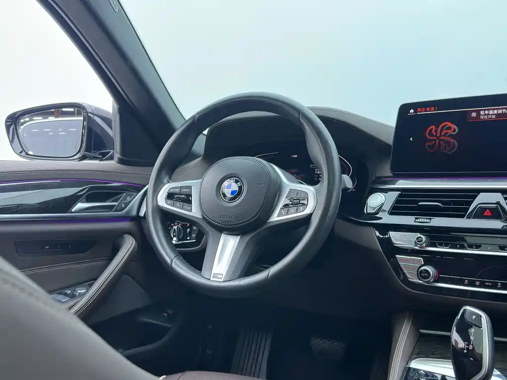 BMW 5 Series 2022 facelift 525Li M Sports Package купить на сайте DeffCars