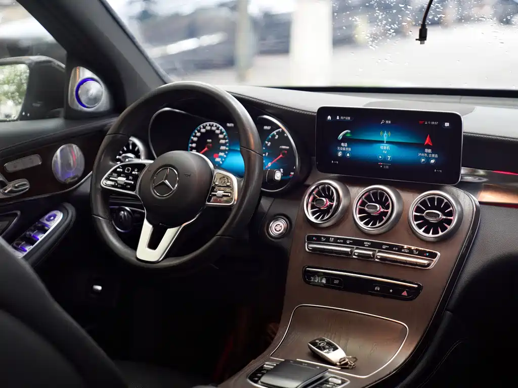 Mercedes-Benz GLC 2020 facelift GLC 300 L 4MATIC dynamic купить на сайте DeffCars