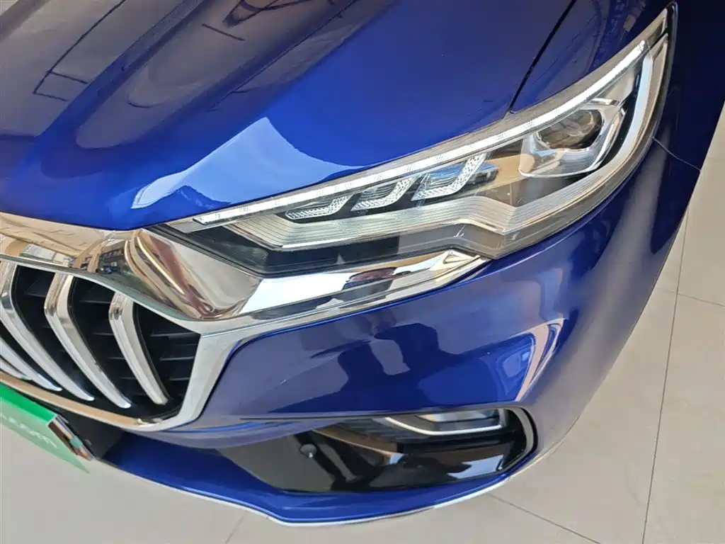 Hongqi HS5 2019 2.0T Zhilian Flagship Edition купить на сайте DeffCars