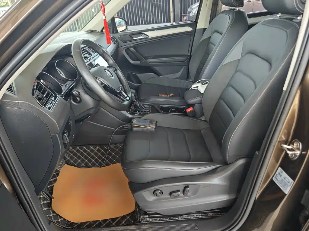 Tiguan L 2018 330TSI automatic two-wheel drive luxury version купить на сайте DeffCars