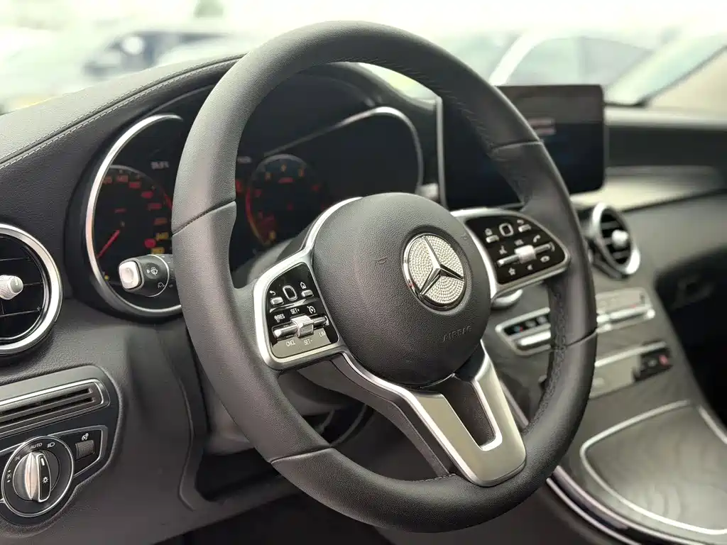Mercedes-Benz C-Class 2019 C 260 L купить на сайте DeffCars