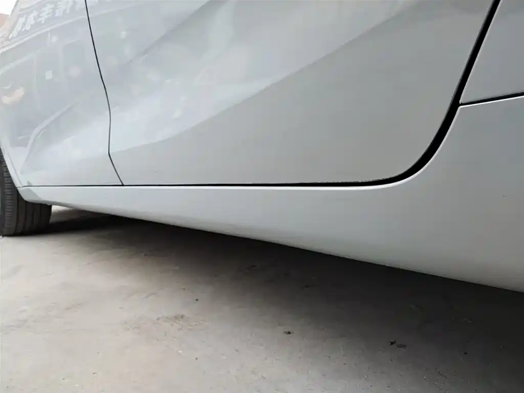 Emgrand L HiP 2024 Longteng Edition 1.5TD-DHT Pro 100KM Beyond Type купить на сайте DeffCars