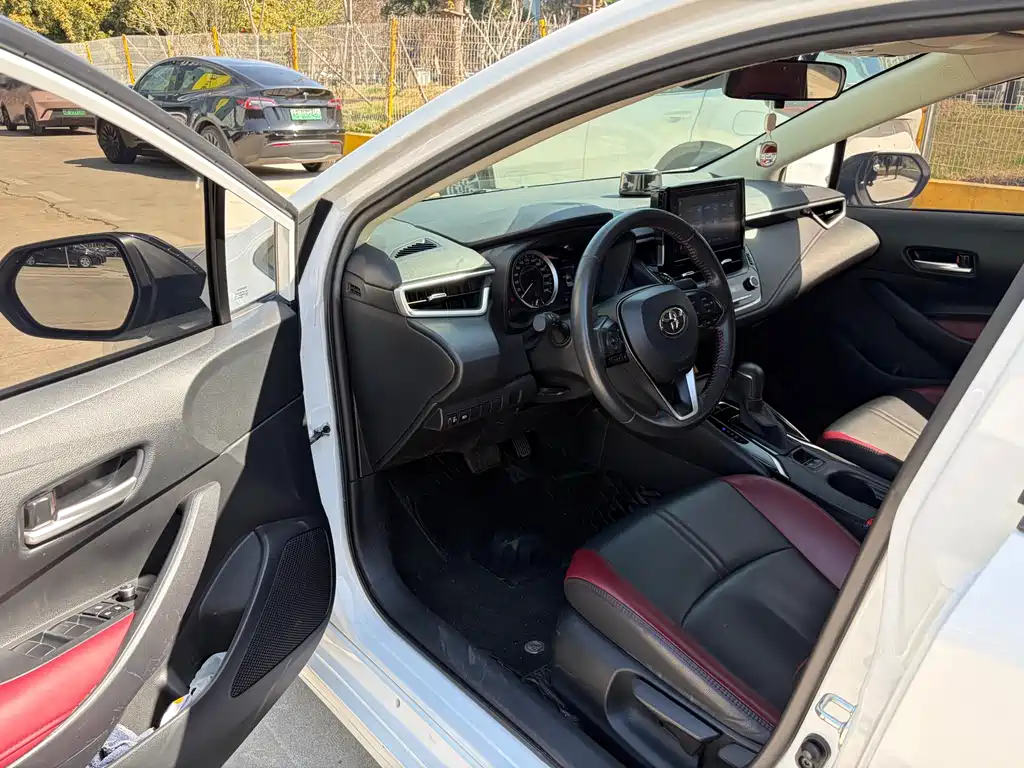 Corolla 2021 TNGA 1.5L CVT GR SPORT sports version купить на сайте DeffCars