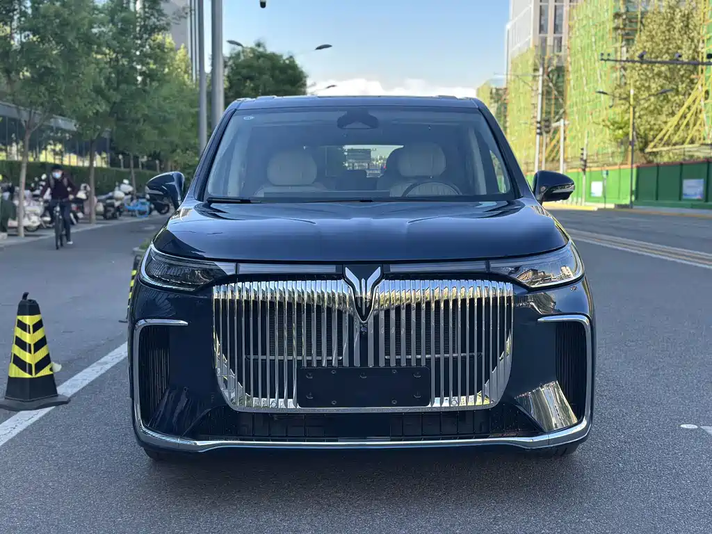 Lantu Dreamer 2025 PHEV four-wheel drive flagship Kunpeng version купить на сайте DeffCars