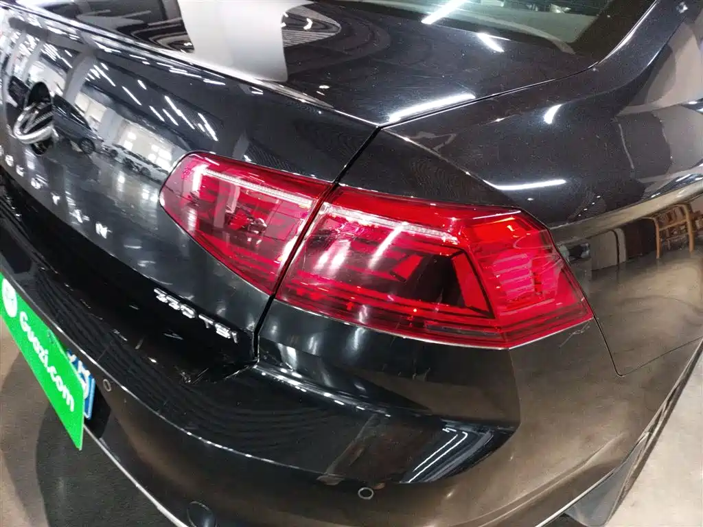 Magotan 2020 330TSI DSG leading model купить на сайте DeffCars