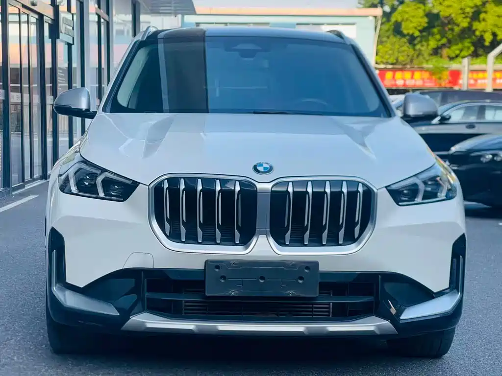 BMW X1 2023 sDrive25Li X Design Package купить на сайте DeffCars