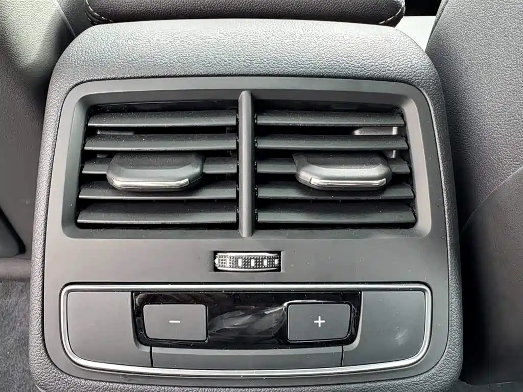 Audi A4L 2024 40 TFSI quattro RS kit combustion speed type купить на сайте DeffCars