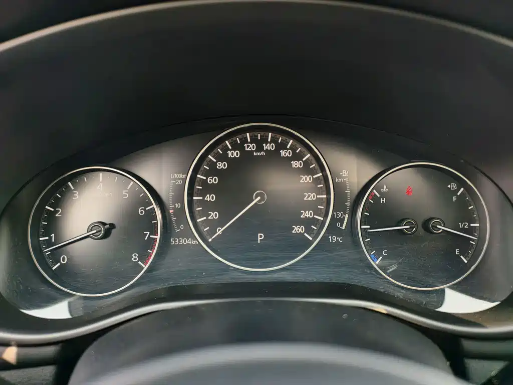 Mazda3 Angkesela 2020 2.0L Automatic Premium Edition купить на сайте DeffCars
