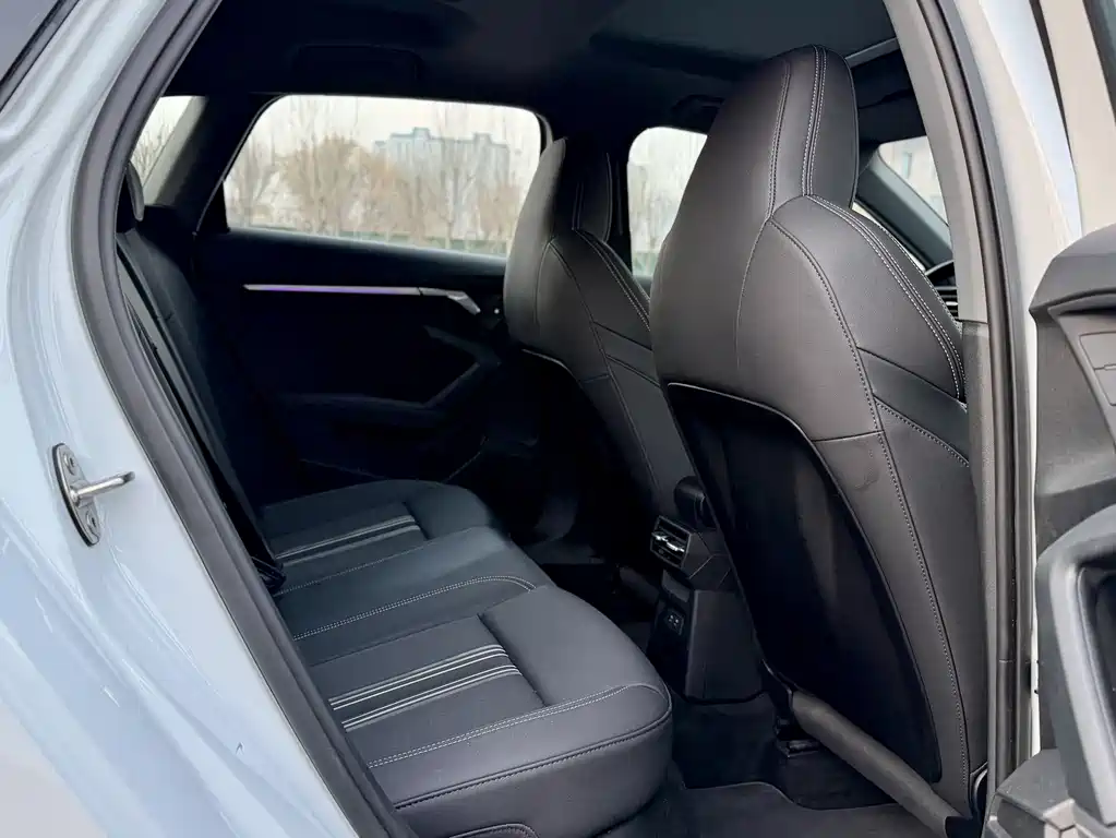 Audi A3 2024 Sportback 35 TFSI stylish and sporty купить на сайте DeffCars
