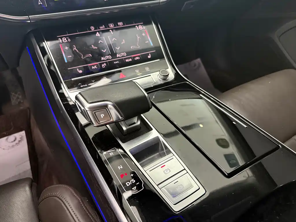 Audi A8 2019 Plus A8L 50 TFSI quattro comfort type купить на сайте DeffCars