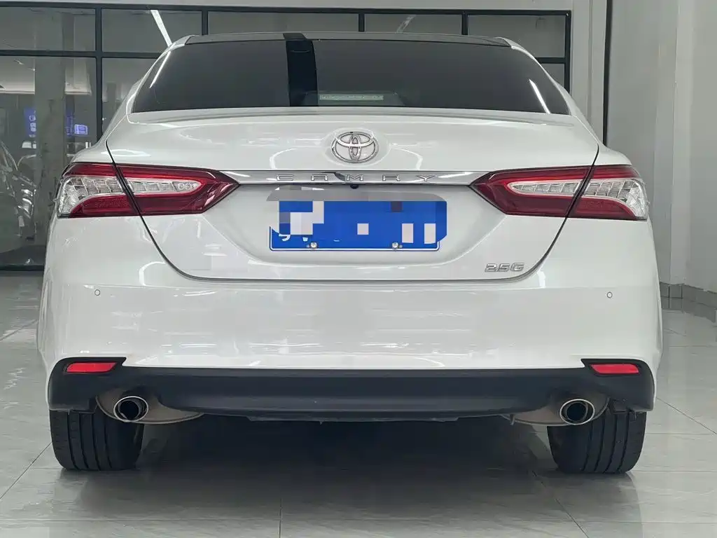 Camry 2019 facelift 2.5G Deluxe Edition купить на сайте DeffCars