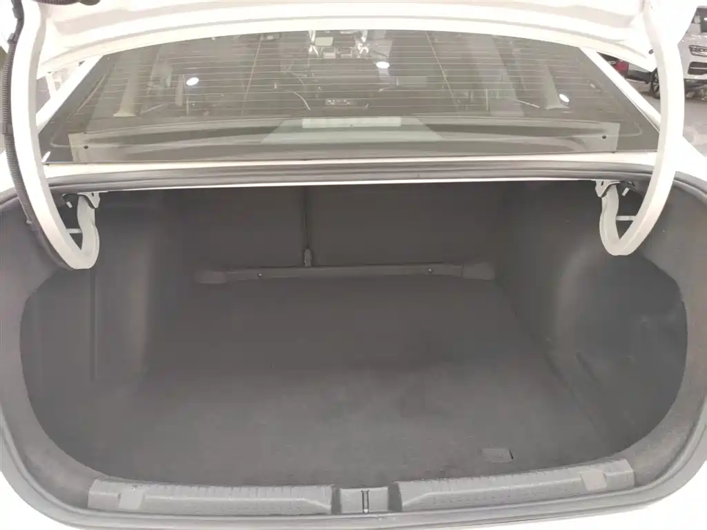 Lavida 2019 280TSI DSG Deluxe Edition National VI купить на сайте DeffCars