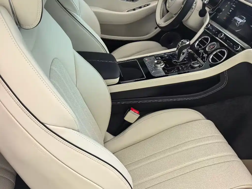 Continental plug-in hybrid 2026 GT base model купить на сайте DeffCars