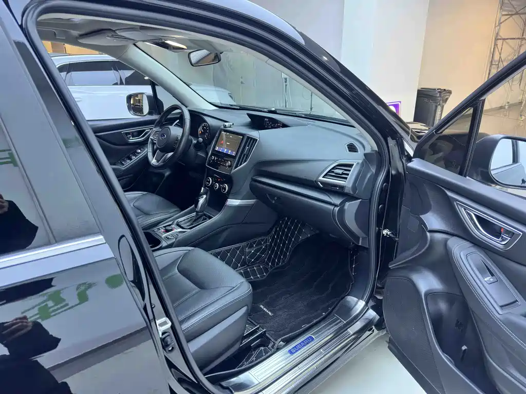 Forester 2021 2.0i Deluxe Edition EyeSight купить на сайте DeffCars