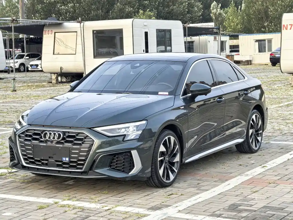 Audi A3 2023 A3L Limousine 35 TFSI fashionable and sporty купить на сайте DeffCars