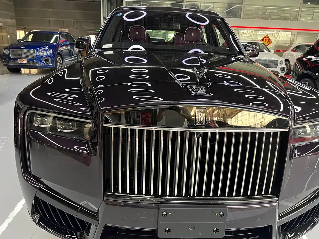 Cullinan 2024 Black Badge купить на сайте DeffCars