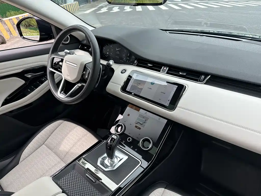 Range Rover Evoque 2021 Evoque L 249PS R-Dynamic First edition купить на сайте DeffCars