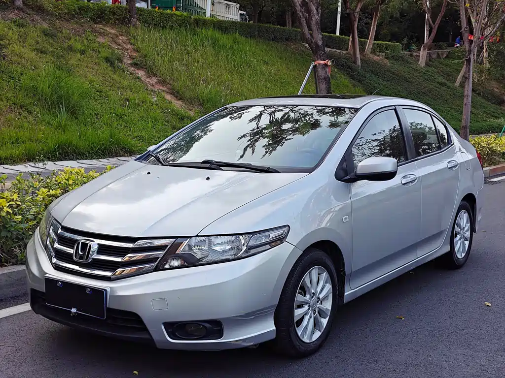 Fengfan Classic 2012 1.5L Automatic Elite Edition купить на сайте DeffCars