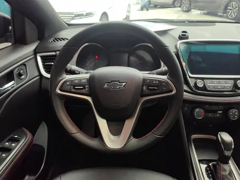 Cruze 2020 mild hybrid RS 330T automatic smooth version купить на сайте DeffCars
