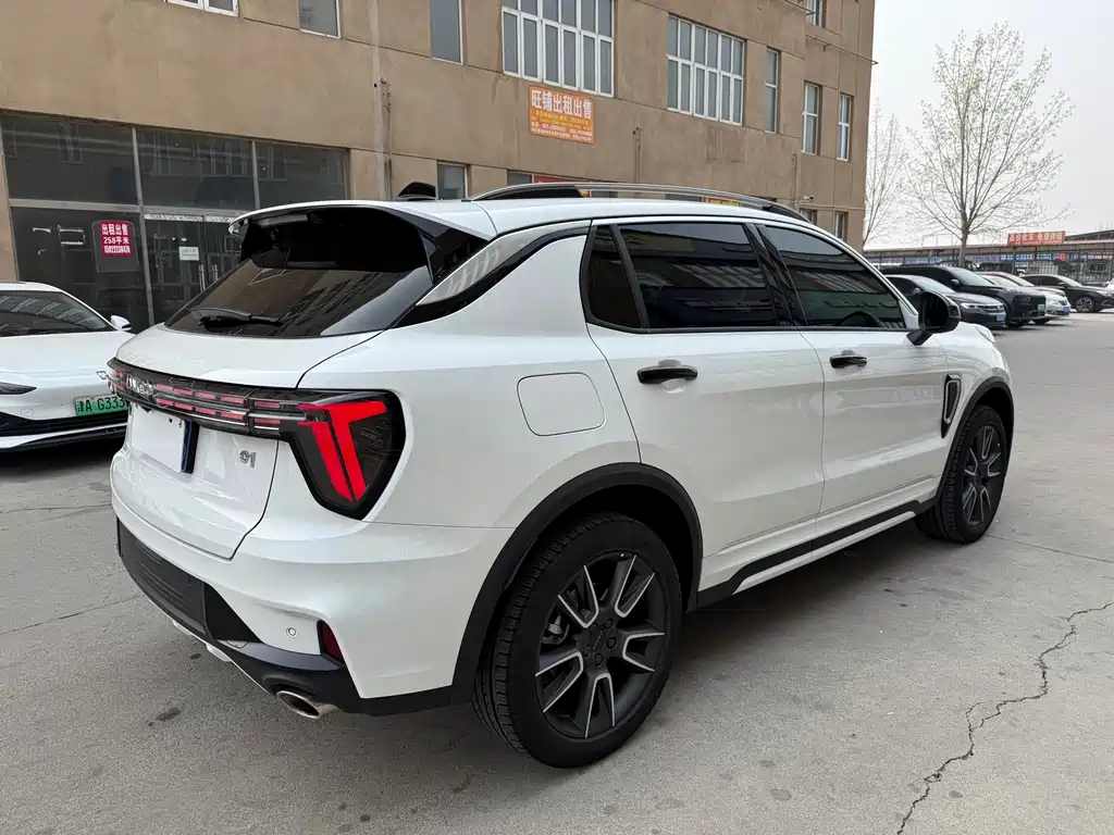 Lynk & Co 01 2024 2.0TD 2WD Global Pro купить на сайте DeffCars