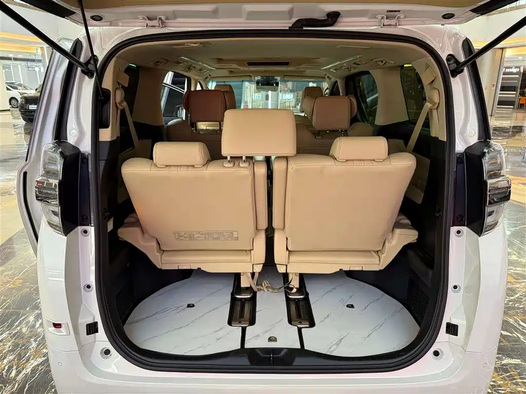 Wilfa 2021 Crown Dual Engine 2.5L HV Premium Edition купить на сайте DeffCars