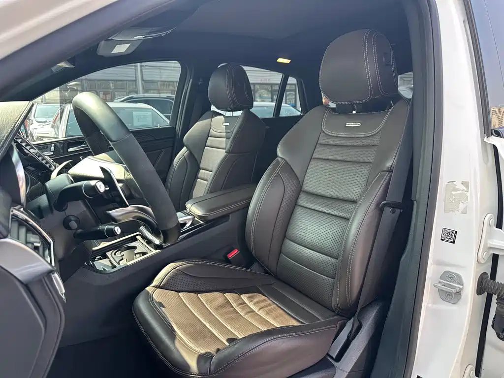 Mercedes-Benz GLE Coupe AMG 2015 AMG GLE 63 4MATIC Coupe SUV купить на сайте DeffCars