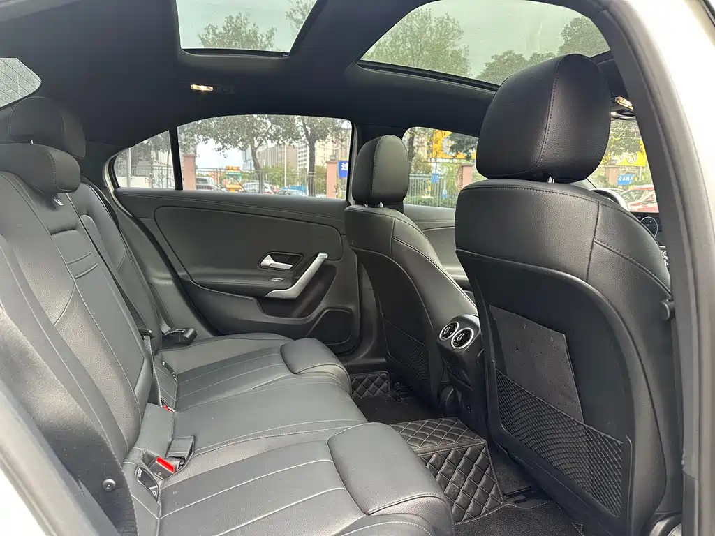 Mercedes-Benz A-Class 2022 Model 2 A 200 L Sports Sedan Fashionable купить на сайте DeffCars