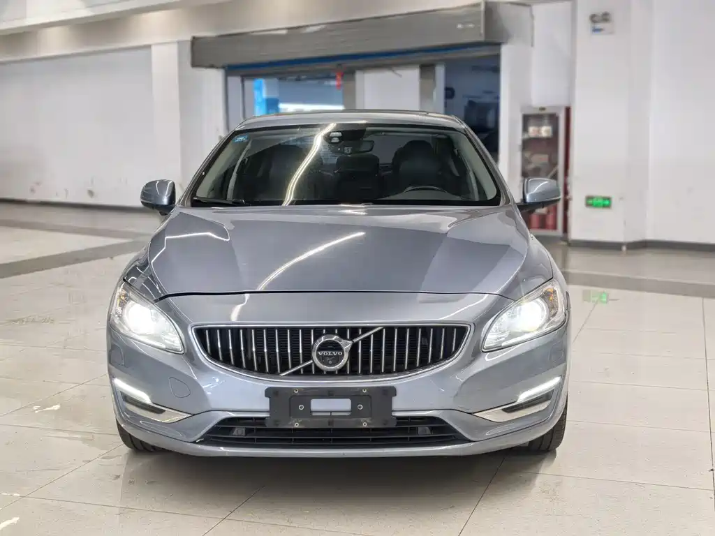 Volvo S60 2019 S60L T5 Zhiyuan Edition купить на сайте DeffCars