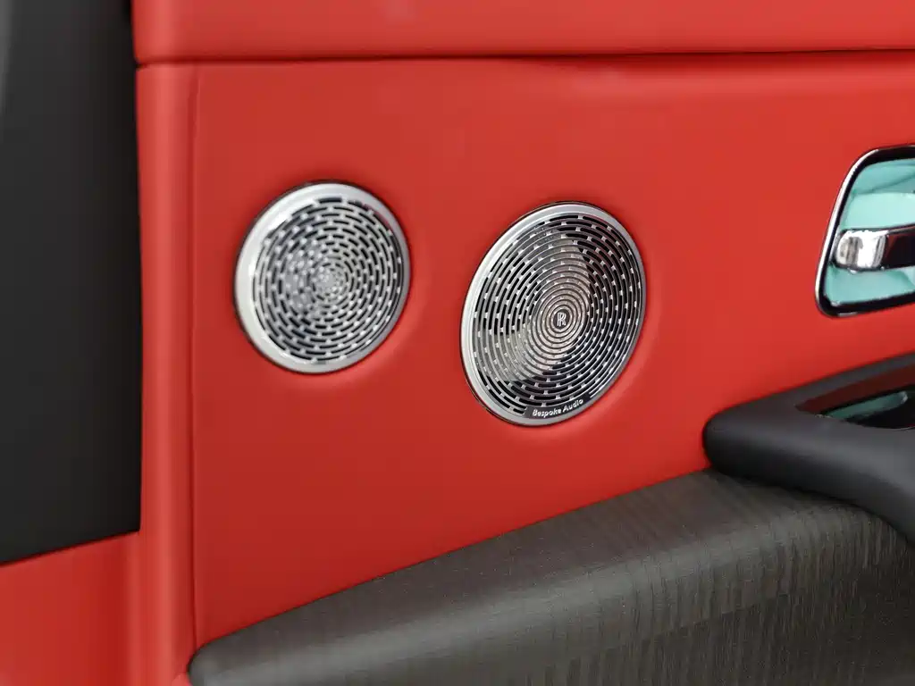 Cullinan 2018 five-seater version купить на сайте DeffCars