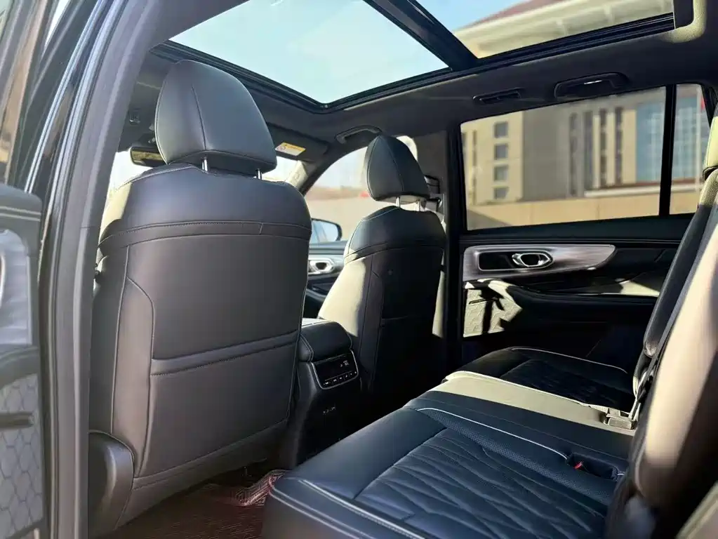 Trumpchi GS8 2024 Pilot Series 2.0TGDI 2WD Luxury Connected Edition 7 Seats купить на сайте DeffCars
