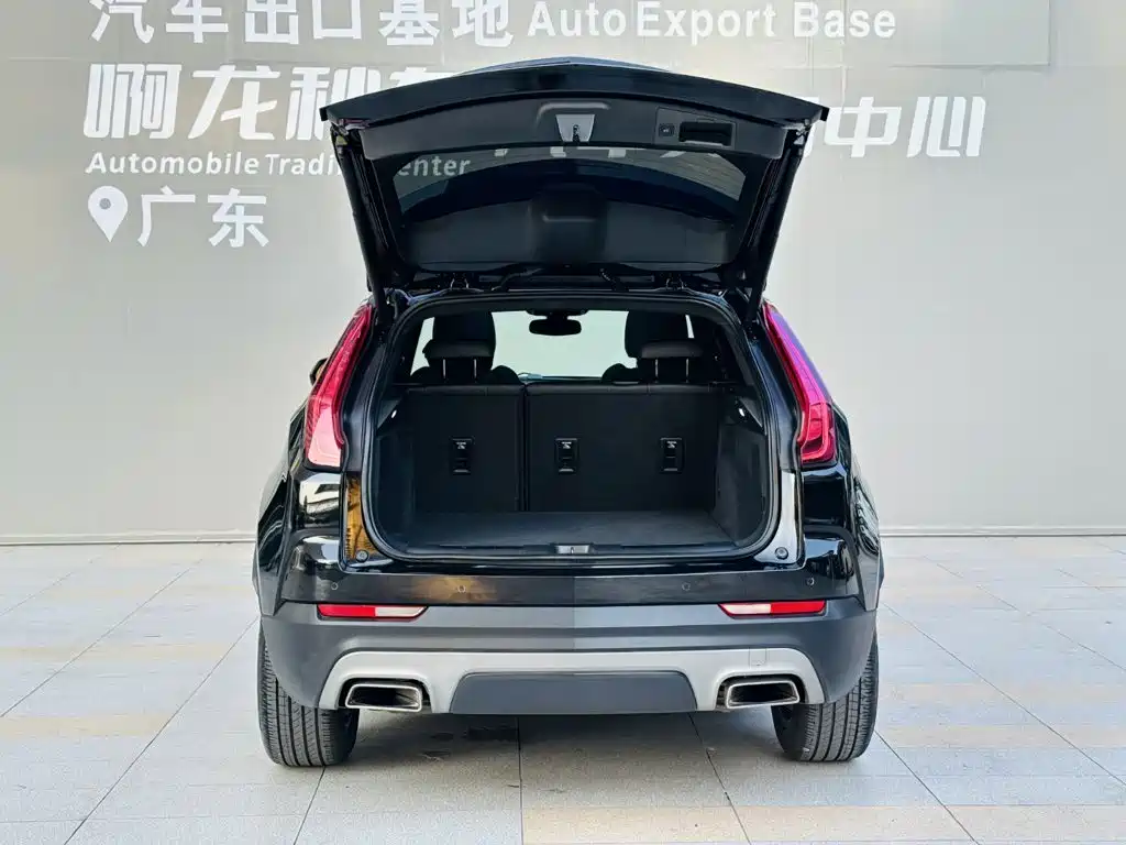 Cadillac XT4 2018 28T two-wheel drive luxury model купить на сайте DeffCars