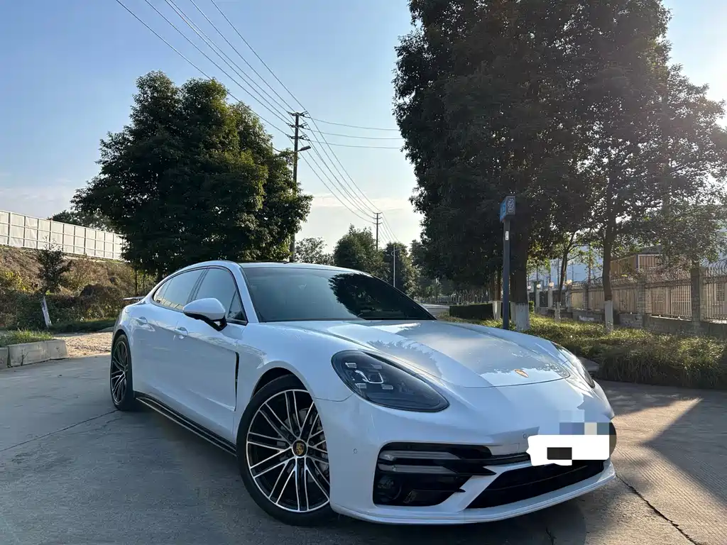 Panamera 2017 Panamera Executive Extended Edition 3.0T купить на сайте DeffCars