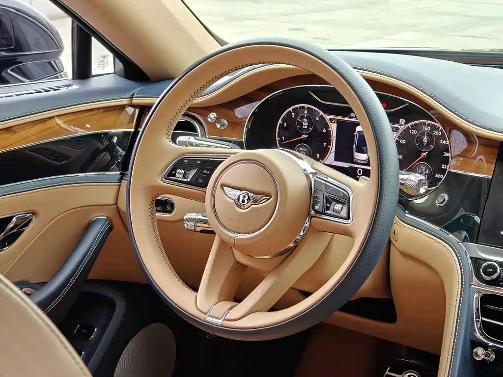 Flying Spur 2021 4.0T V8 Standard Edition купить на сайте DeffCars