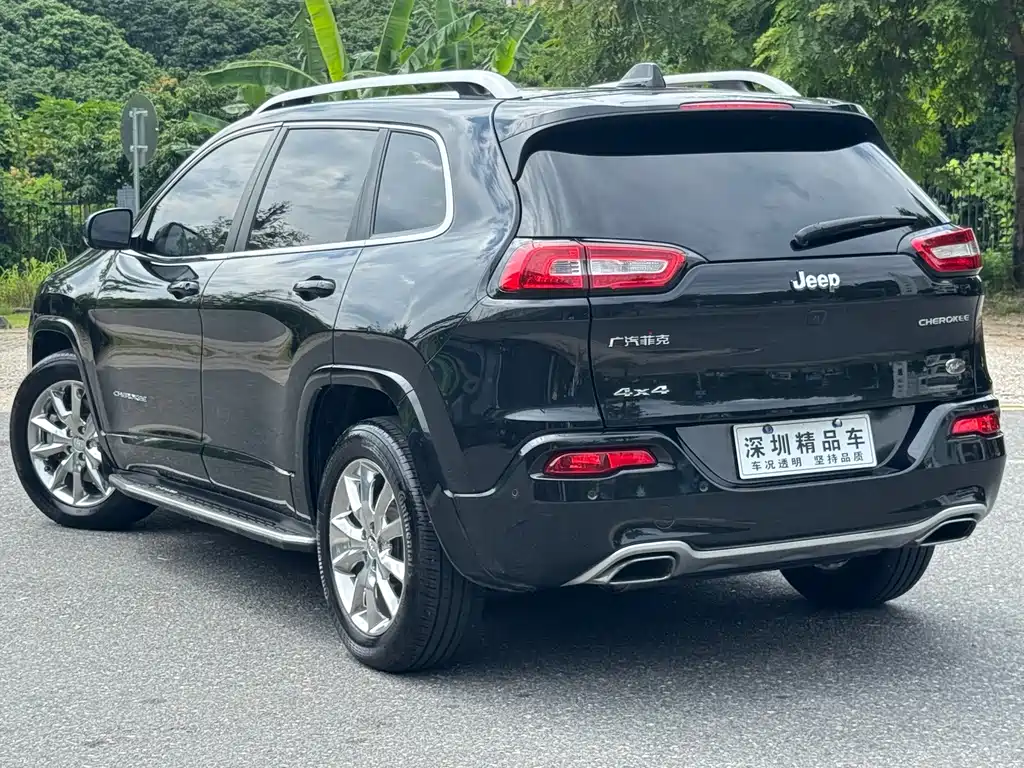 Liberty Light 2017 2.4L Superior Edition купить на сайте DeffCars