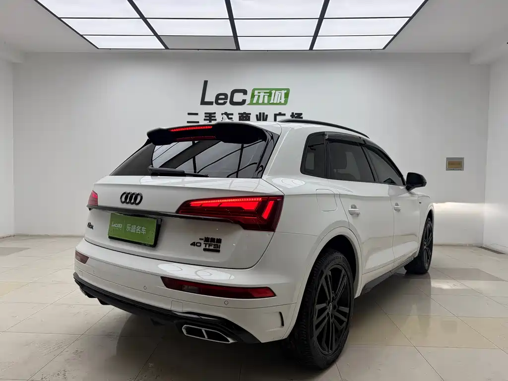 Audi Q5L 2023 40T luxury and dynamic model купить на сайте DeffCars