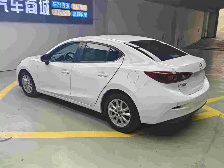 Mazda3 Angkesela 2019 Cloud Control Edition Sedan 1.5L Automatic Comfort Type National V купить на сайте DeffCars