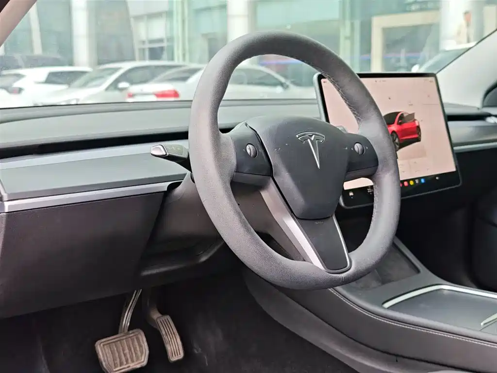 Model 3 2022 rear-wheel drive version купить на сайте DeffCars