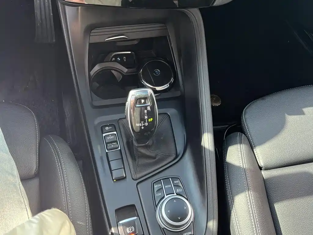 BMW X1 2021 facelift sDrive20Li fashionable model купить на сайте DeffCars