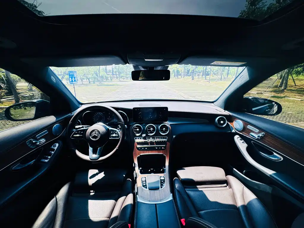 Mercedes-Benz GLC 2020 GLC 300 L 4MATIC luxury model купить на сайте DeffCars