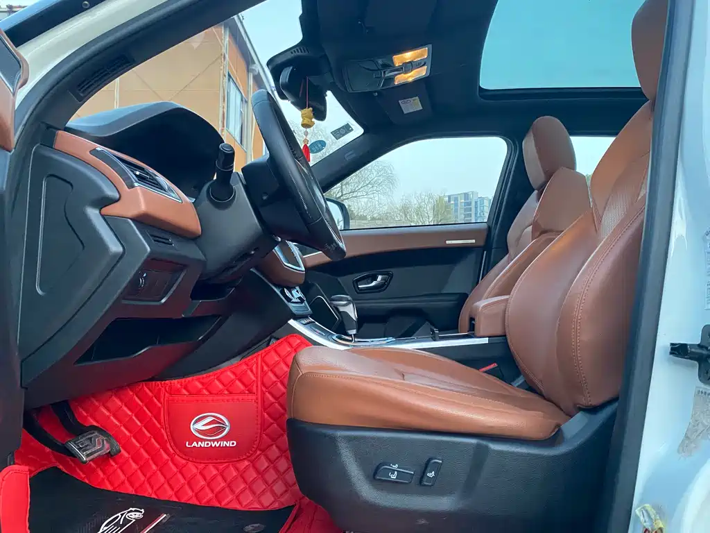 Landwind X7 2018 Jinyue 1.5T Panoramic Supreme Model купить на сайте DeffCars