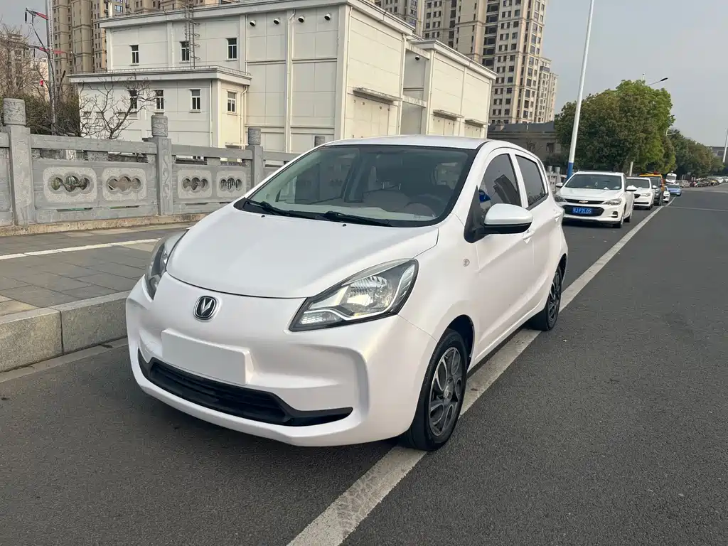 Changan Benben E-Star 2021 National Edition Colorful Lithium Iron Phosphate (31.95kWh) купить на сайте DeffCars