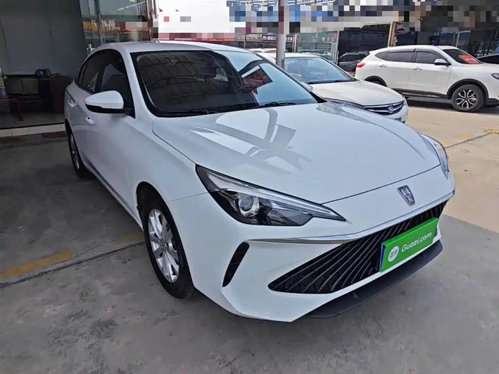 Roewe i5 2023 1.5L CVT Deluxe Edition купить на сайте DeffCars