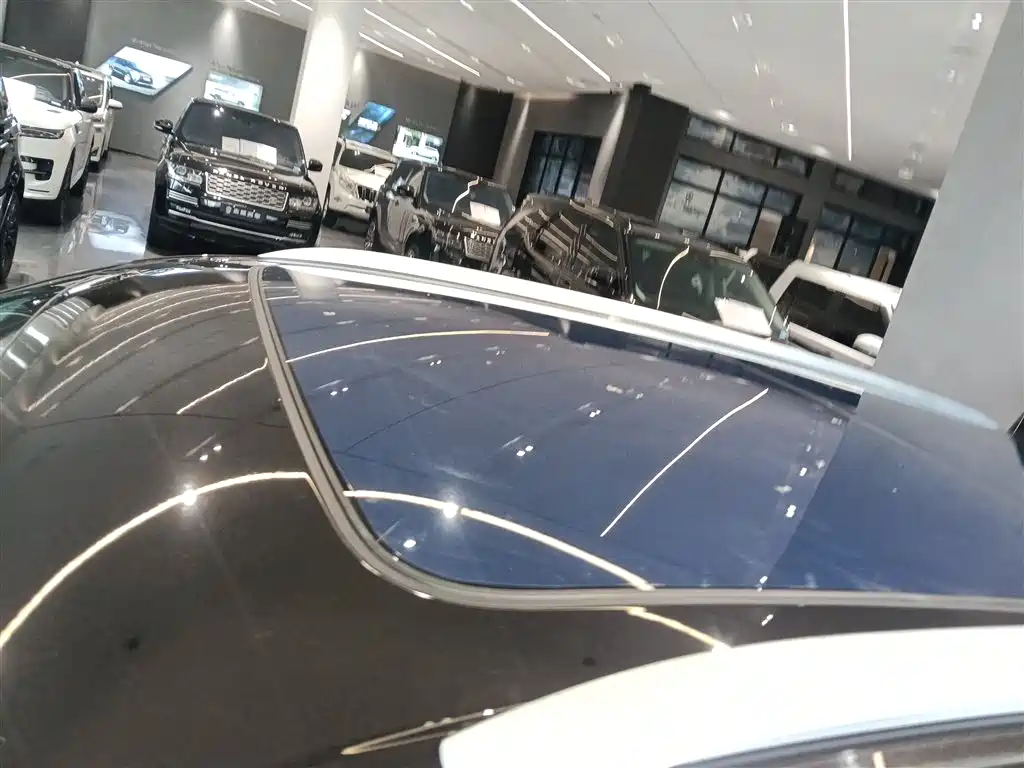 Touareg 2021 2.0TSI Pilot Special Edition купить на сайте DeffCars