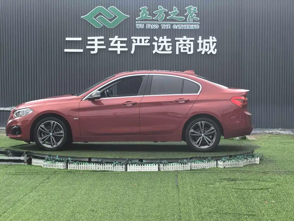 BMW 1 Series 2017 118i Sports купить на сайте DeffCars