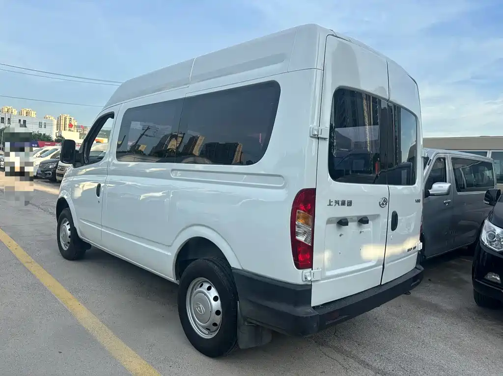 Xintu V80 2020 model 2.5T AMT classic city equipped with king short axis mid-top 2/3 seats купить на сайте DeffCars
